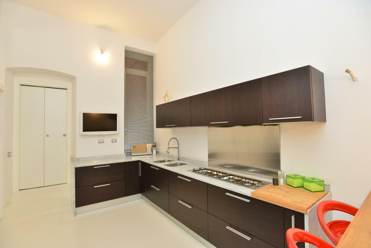 Izzhome Dsign Cagliari Luaran gambar
